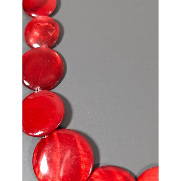 Charming Charlie Red Shell Disc Necklace Statement Beachy Boho 19" - Picture 7 of 9
